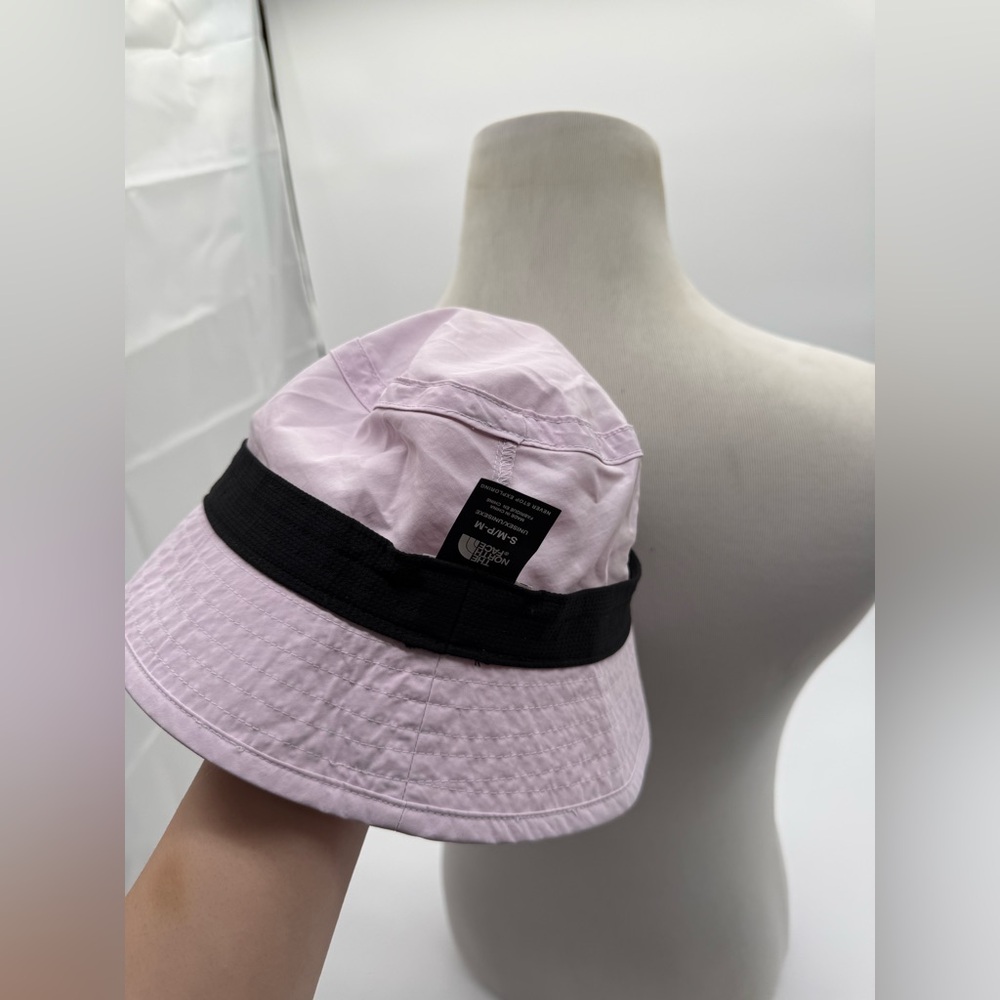 The North Face UNISEX Cypress Bucket Hat Lavender Fog Color Sz S-M - Picture 7 of 7